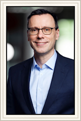 Porträt von Alexander Saheb